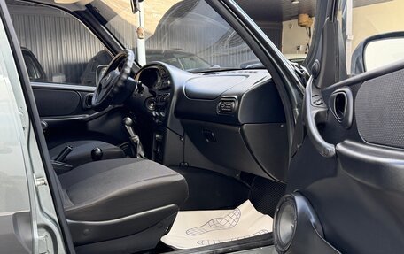 Chevrolet Niva I рестайлинг, 2012 год, 498 000 рублей, 17 фотография