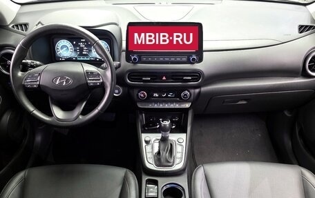 Hyundai Kona I, 2022 год, 1 797 000 рублей, 5 фотография