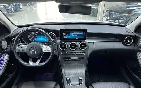 Mercedes-Benz C-Класс, 2021 год, 2 300 000 рублей, 3 фотография