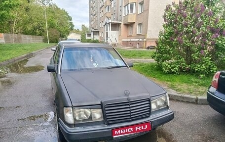 Mercedes-Benz W124, 1990 год, 160 000 рублей, 1 фотография