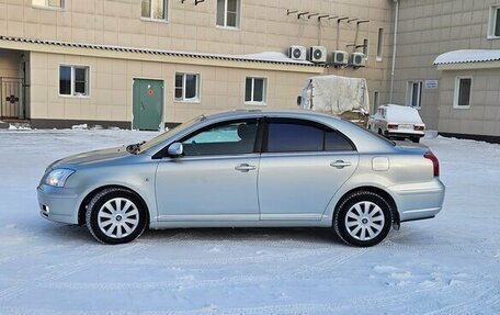 Toyota Avensis III рестайлинг, 2005 год, 650 000 рублей, 1 фотография