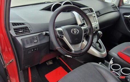 Toyota Verso I, 2012 год, 1 385 000 рублей, 3 фотография