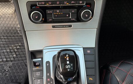 Volkswagen Passat CC I рестайлинг, 2011 год, 1 450 000 рублей, 32 фотография