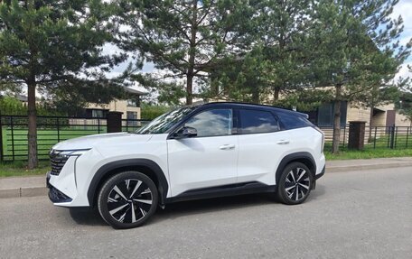 Geely Atlas, 2024 год, 2 800 000 рублей, 4 фотография