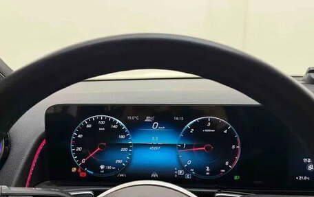 Mercedes-Benz GLB, 2022 год, 3 400 000 рублей, 11 фотография