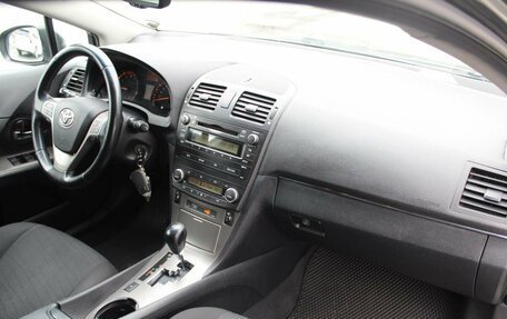 Toyota Avensis III рестайлинг, 2009 год, 1 200 000 рублей, 28 фотография