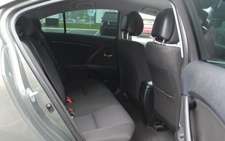 Toyota Avensis III рестайлинг, 2009 год, 1 200 000 рублей, 25 фотография