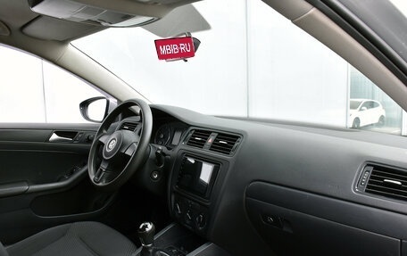 Volkswagen Jetta VI, 2013 год, 1 049 000 рублей, 11 фотография