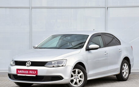 Volkswagen Jetta VI, 2013 год, 1 049 000 рублей, 2 фотография