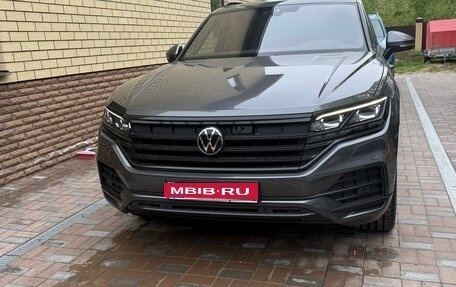 Volkswagen Touareg III, 2021 год, 8 100 000 рублей, 1 фотография