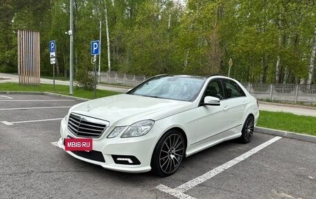 Mercedes-Benz E-Класс, 2011 год, 1 699 000 рублей, 3 фотография