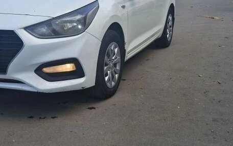 Hyundai Solaris II рестайлинг, 2017 год, 600 000 рублей, 7 фотография