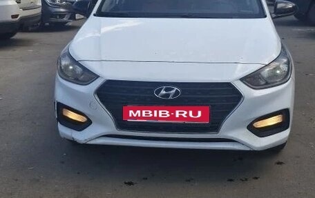 Hyundai Solaris II рестайлинг, 2017 год, 600 000 рублей, 4 фотография