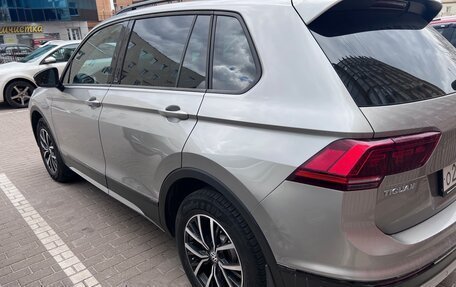 Volkswagen Tiguan II, 2019 год, 3 000 000 рублей, 4 фотография
