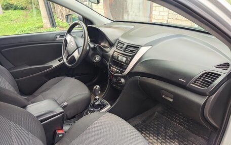 Hyundai Solaris II рестайлинг, 2014 год, 515 000 рублей, 14 фотография