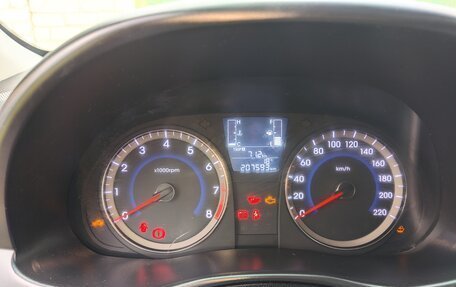 Hyundai Solaris II рестайлинг, 2014 год, 515 000 рублей, 11 фотография