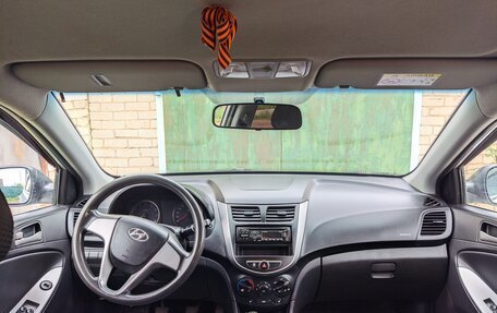 Hyundai Solaris II рестайлинг, 2014 год, 515 000 рублей, 12 фотография