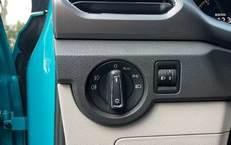 Volkswagen T-Cross I, 2022 год, 1 720 000 рублей, 9 фотография