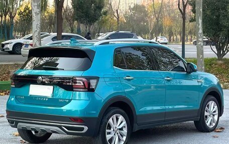 Volkswagen T-Cross I, 2022 год, 1 720 000 рублей, 5 фотография