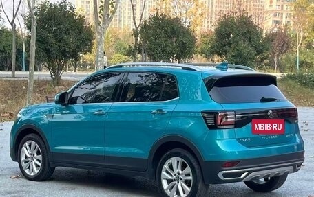 Volkswagen T-Cross I, 2022 год, 1 720 000 рублей, 6 фотография