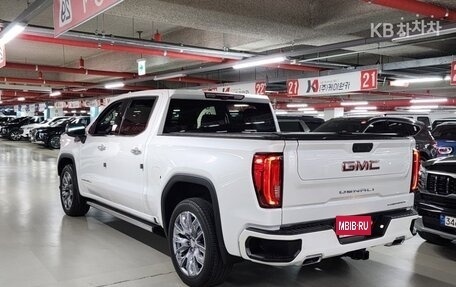 GMC Sierra, 2022 год, 6 605 000 рублей, 3 фотография