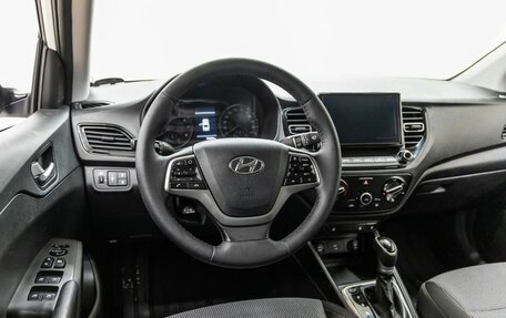Hyundai Solaris II рестайлинг, 2021 год, 1 438 000 рублей, 14 фотография