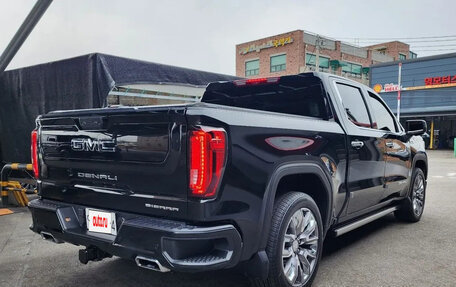 GMC Sierra, 2023 год, 8 200 000 рублей, 3 фотография
