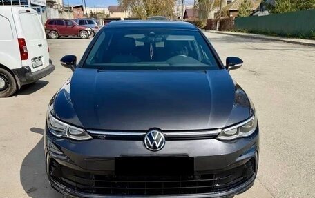 Volkswagen Golf VIII, 2021 год, 1 925 000 рублей, 1 фотография