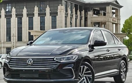 Volkswagen Lavida, 2023 год, 1 390 000 рублей, 1 фотография
