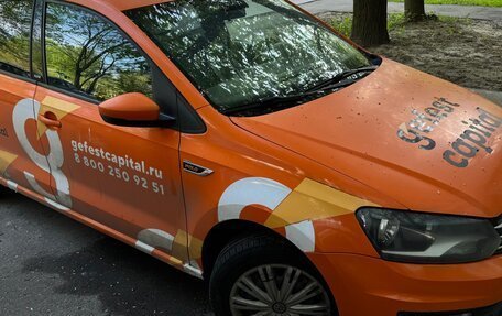 Volkswagen Polo VI (EU Market), 2016 год, 650 000 рублей, 2 фотография