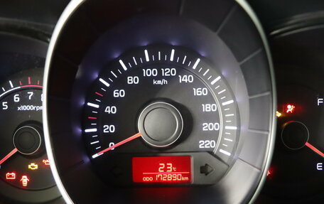 KIA Rio III рестайлинг, 2014 год, 729 990 рублей, 16 фотография
