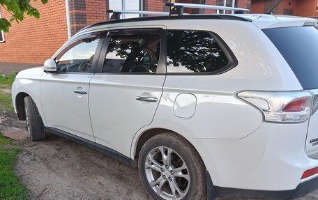 Mitsubishi Outlander III рестайлинг 3, 2012 год, 1 250 000 рублей, 2 фотография