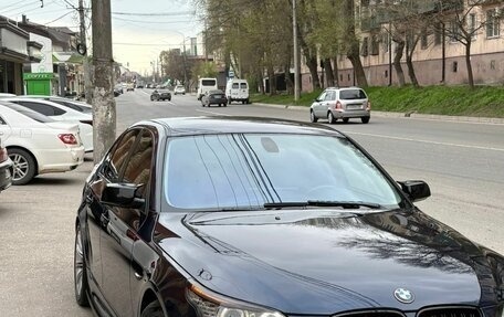 BMW 5 серия, 2008 год, 1 300 000 рублей, 2 фотография