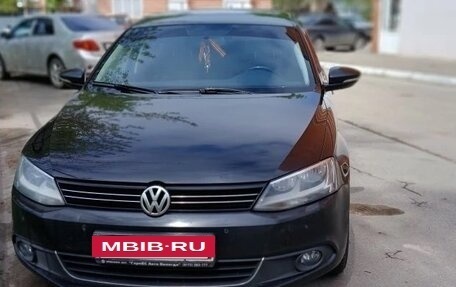 Volkswagen Jetta VI, 2012 год, 790 000 рублей, 3 фотография