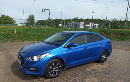 Hyundai Solaris II рестайлинг, 2017 год, 1 080 000 рублей, 2 фотография