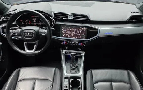 Audi Q3, 2023 год, 3 320 000 рублей, 10 фотография