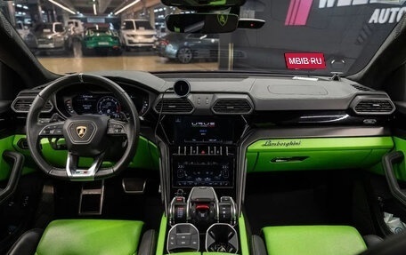 Lamborghini Urus I, 2022 год, 24 000 000 рублей, 6 фотография