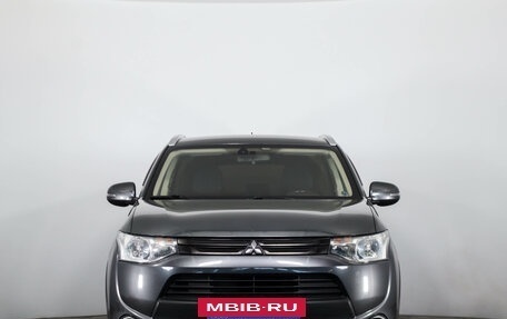 Mitsubishi Outlander III рестайлинг 3, 2014 год, 1 399 000 рублей, 2 фотография