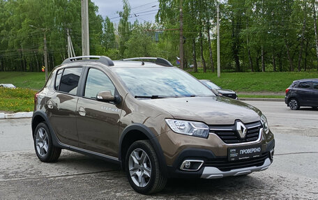 Renault Sandero II рестайлинг, 2020 год, 1 250 000 рублей, 3 фотография