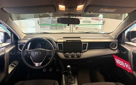 Toyota RAV4, 2019 год, 2 510 900 рублей, 11 фотография