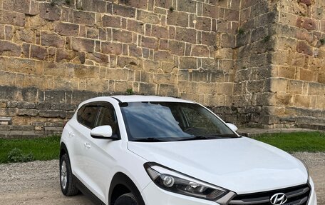 Hyundai Tucson III, 2016 год, 1 720 000 рублей, 2 фотография