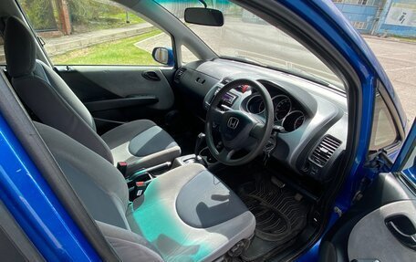 Honda Fit III, 2003 год, 320 000 рублей, 2 фотография