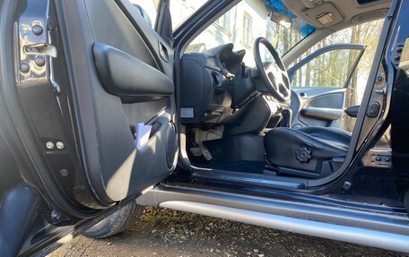 Mitsubishi Outlander III рестайлинг 3, 2005 год, 650 000 рублей, 14 фотография