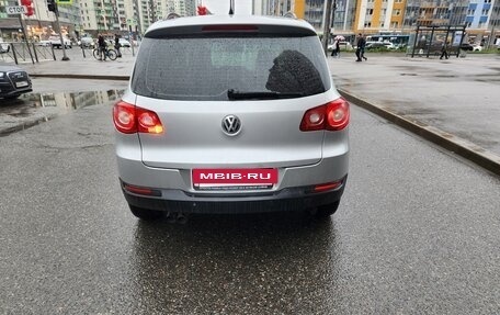 Volkswagen Tiguan I, 2010 год, 685 000 рублей, 3 фотография