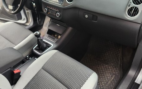 Volkswagen Tiguan I, 2010 год, 685 000 рублей, 9 фотография
