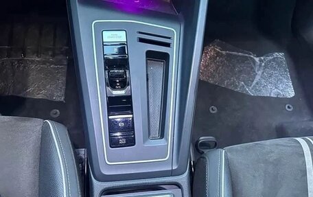 Volkswagen Golf VIII, 2022 год, 2 100 000 рублей, 15 фотография