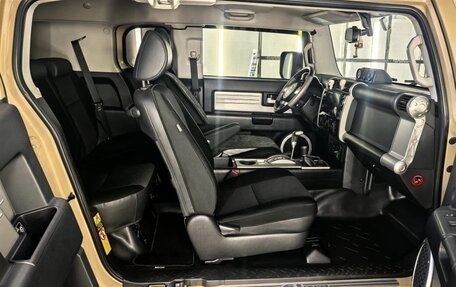 Toyota FJ Cruiser, 2022 год, 7 200 000 рублей, 5 фотография