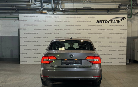 Skoda Superb III рестайлинг, 2013 год, 949 000 рублей, 6 фотография