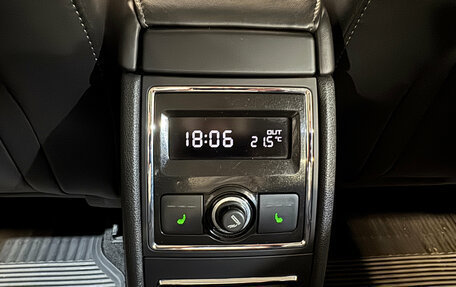 Skoda Superb III рестайлинг, 2013 год, 949 000 рублей, 13 фотография