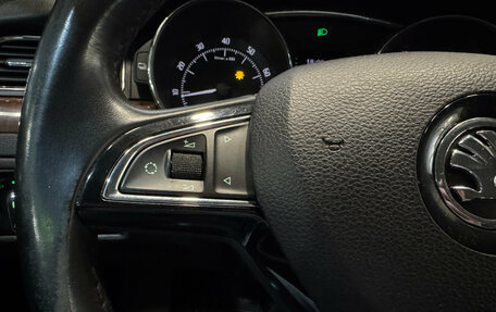 Skoda Superb III рестайлинг, 2013 год, 949 000 рублей, 18 фотография